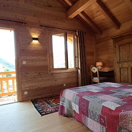 Bed and Breakfast Les Cabris à Pelvoux Extérieur photo