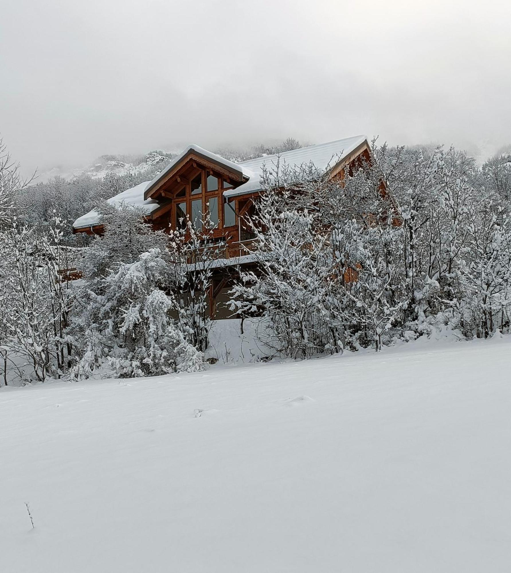 Bed and Breakfast Les Cabris à Pelvoux Extérieur photo